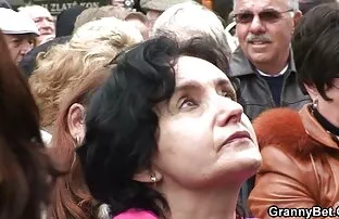 الثلاثي. تنزيل سكس اجنبي مترجم