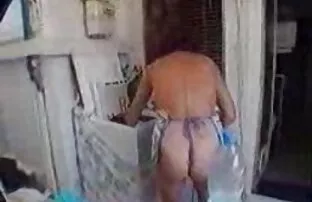 رأيت فتاة عارية واقتراح الجنس. تنزيل افلام سكس اجنبي مترجم