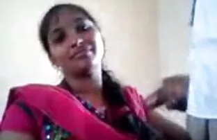 وجدت آلهة شقراء الراحة عند تنزيل سكس اجنبي مجاني استمناء.