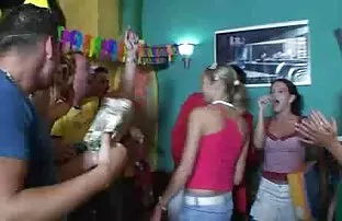رضا العملاء تصفيف الشعر افلام سكس اجنبية تنزيل مع عضو.