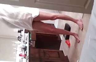وقحة مع مقاطع سكس اجنبي تنزيل صديقها الأخرى.