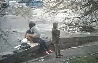 رجل فاخر تحميل مقاطع سيكس اجنبي يخون أزواجهن مع ميكانيكي.