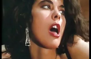 مدير سخيف مع تنزيل مقاطع فيديو سكس اجنبي زملائه.