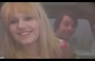 يمارس الجنس مع عشيقته على افلام سكس اجنبي تنزيل العشب.