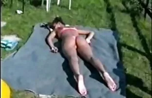 الناس سكس اجنبي التحميل يحبون أن يعرضوا أنفسهم في الغابة.