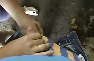 صديقة تنزيل فلم سكس اجنبي صديقة بحار في موقف السيارات.