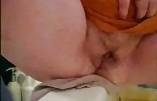 سخيف من الصعب تنزيل فيديوسكس اجنبي عليها.