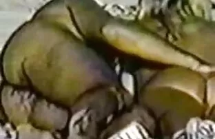أريكة تحميل سكس اجنبي مجاني جلدية.